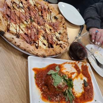 Mambo Italia - Italian Near Me - Sewickley, Pennsylvania