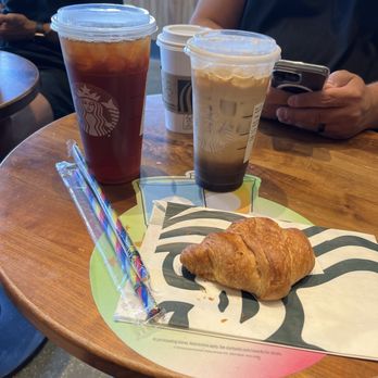Starbucks - Free straw day - Coffee & Tea Near Me - Flossmoor, Illinois Starbucks - Free straw day - Coffee & Tea Near Me - Flossmoor, Illinois