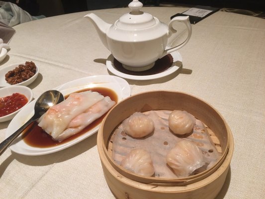 Imperial Treasure Fine Chinese Cuisine (Marina Bay Sands) by null