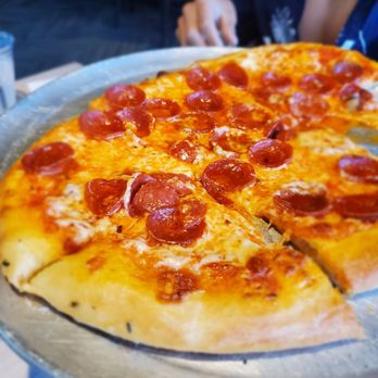 3rd Base LA - Pizza - Sports Bars Near Me - Los Angeles, California