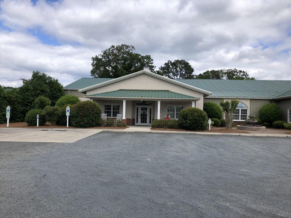 UWHARRIE VINEYARDS & WINERY, Albemarle, North Carolina 28030 Austin