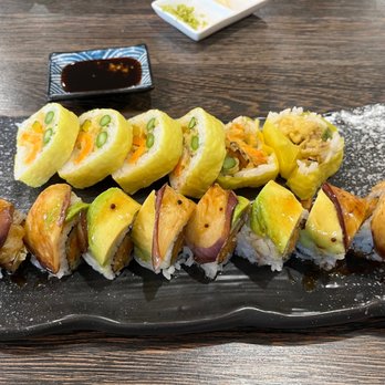 Hangetsu Sushi - Vegetarian sushi - Japanese Near Me - Half Moon Bay, California Hangetsu Sushi - Vegetarian sushi - Japanese Near Me - Half Moon Bay, California
