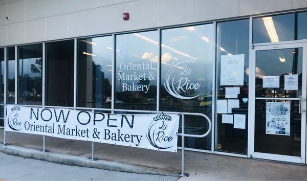 La Rice Market & Bakery by null