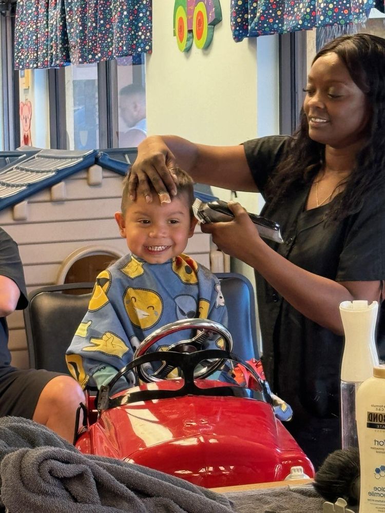 BANANAS SALON FOR KIDS Updated September 2024 26 Photos & 31