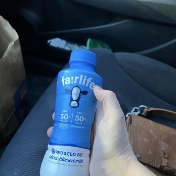 Love's Travel Stop - Fairlife 2% Milk, 14oz size - Gas Stations Near Me - Haubstadt, Indiana