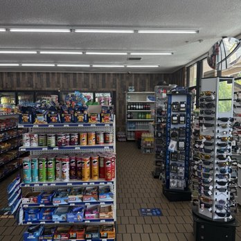 Fast & Easy Mart - Interior 4/23/2026: snacks galore - Beer, Wine & Spirits Near Me - Benicia, California