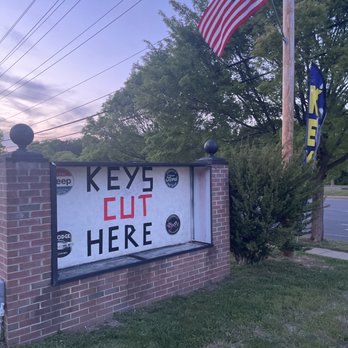 T and B Locksmith - Keys cut here by T and B Locksmith - Keys & Locksmiths Near Me - California, Maryland T and B Locksmith - Keys cut here by T and B Locksmith - Keys & Locksmiths Near Me - California, Maryland