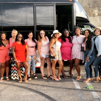 Top Dog Limo Bus - Limos Near Me - San Diego, California Top Dog Limo Bus - Limos Near Me - San Diego, California