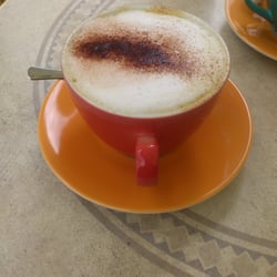 Eiscafe Soravia - Großer Cappuccino, ist zumindest auch groß