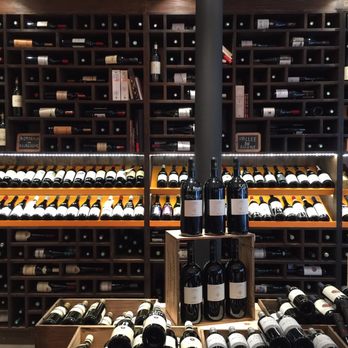 La New Cave - Interieur - Beer, Wine & Spirits Near Me - Paris, 75 La New Cave - Interieur - Beer, Wine & Spirits Near Me - Paris, 75