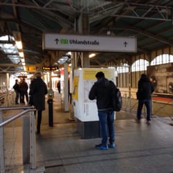 U-Bhf. Warschauer Straße - Inside the station.