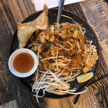 Thai Station - Pad Thai - Thai Near Me - Fountain Valley, California Thai Station - Pad Thai - Thai Near Me - Fountain Valley, California