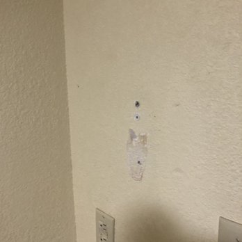 Red Roof Inn Morehead - Walls in bathroom - Hotels Near Me - Morehead, Kentucky Red Roof Inn Morehead - Walls in bathroom - Hotels Near Me - Morehead, Kentucky