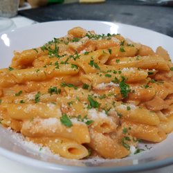 Tavola Mia Bistro - Penne alla vodka