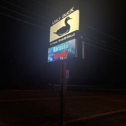 Ugly Duck Extreme Spor-B-Grille - Street sign to watch for