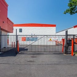 Public Storage
