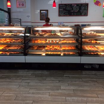 Mary's Donuts - Frontal view - Donuts Near Me - Santee, California