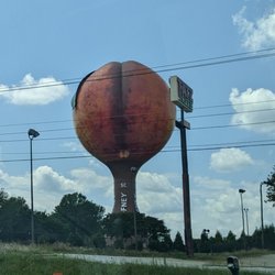 Peachoid Water Tower - Gaffney's Peachoid