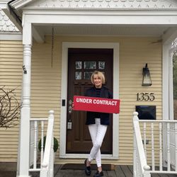 Kim Lotka - @properties