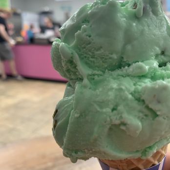 Daddy's Dairy - Ice Cream & Frozen Yogurt Near Me - Braintree, Massachusetts