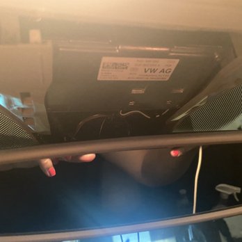 Safelite AutoGlass - Rear view mirror sensor covers falling off - Auto Glass Services Near Me - Naperville, Illinois Safelite AutoGlass - Rear view mirror sensor covers falling off - Auto Glass Services Near Me - Naperville, Illinois