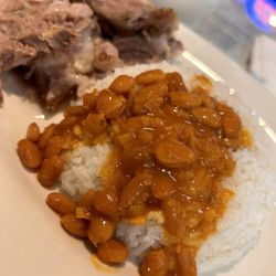 Aqui Me Quedo Restaurant - PERNIL con ARROZ BLANCO (ROAST PORK AND WHITE RICE
