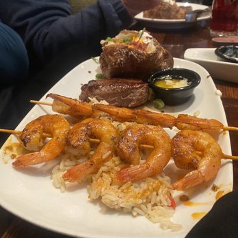 LongHorn Steakhouse - 6 6oz. Renegade Sirloin with 8ct. Redrock Grilled Shrimp - Steakhouses Near Me - Cranberry Township, Pennsylvania LongHorn Steakhouse - 6 6oz. Renegade Sirloin with 8ct. Redrock Grilled Shrimp - Steakhouses Near Me - Cranberry Township, Pennsylvania