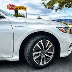 Les Schwab Tire Center - Winter tires.