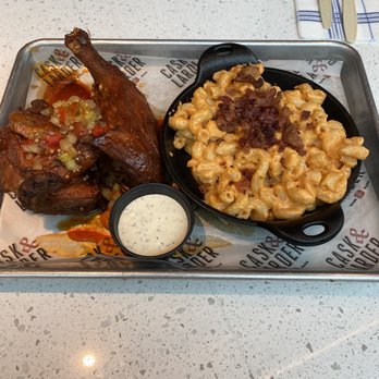 Cask & Larder - Nashville Chicken Plate with mac & cheese - Southern Near Me - Orlando, Florida Cask & Larder - Nashville Chicken Plate with mac & cheese - Southern Near Me - Orlando, Florida