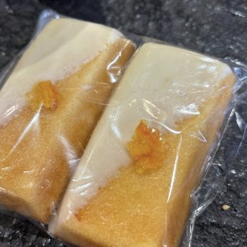 Sweet Bean - Yuzu madeline - Bakeries Near Me - Chicago, Illinois