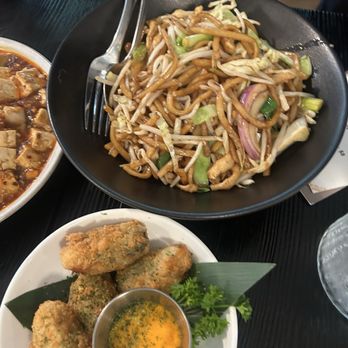 Vivienne's Bistro - Master Chef Noodle and HH deep fried oysters. - Asian Fusion Near Me - Seattle, Washington