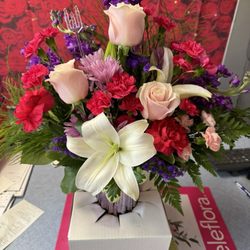 Flowers By Katarina - Mother's Day bouquet