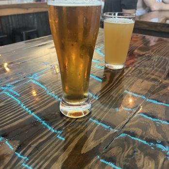 Platypus Brewing - Pineapple jalapeño sour and honey ale - Breweries Near Me - Houston, Texas Platypus Brewing - Pineapple jalapeño sour and honey ale - Breweries Near Me - Houston, Texas
