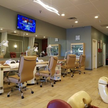 Euphoria Nails & Spa - Nail Salons Near Me - Monrovia, California