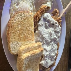 Brother Don's - Sirloin chicken fried steak