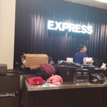 Express Factory Outlet - Women's Clothing Near Me - Milpitas, California