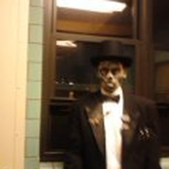 Saint Pascal's Haunted House - When the dead comes back to haunt you.. lol - Haunted Houses Near Me - Chicago, Illinois
