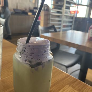 Rye's and Grind - Willie Wonka matcha latte - Breakfast & Brunch Near Me - Oceanside, California Rye's and Grind - Willie Wonka matcha latte - Breakfast & Brunch Near Me - Oceanside, California