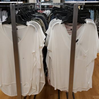Express - Women's Clothing Near Me - Lynnwood, Washington