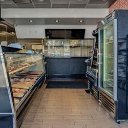 Let's Meat Interior