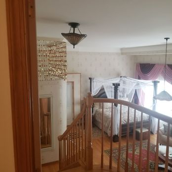 Cherry Valley Manor - Bed & Breakfast Near Me - Stroudsburg, Pennsylvania