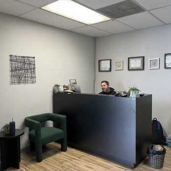 My Auto Glass - Inside the office with the boss Sam. - Auto Glass Services Near Me - San Diego, California My Auto Glass - Inside the office with the boss Sam. - Auto Glass Services Near Me - San Diego, California