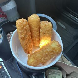 Speedy's #4 - Mozzarella sticks
