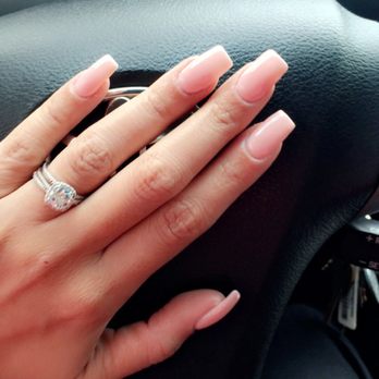 Acryliq Nails - Love the color! - Nail Salons Near Me - Canoga Park, California