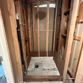 Greg's Sewer & Drains - Shower - Plumbing Near Me - Panorama City, California Greg's Sewer & Drains - Shower - Plumbing Near Me - Panorama City, California