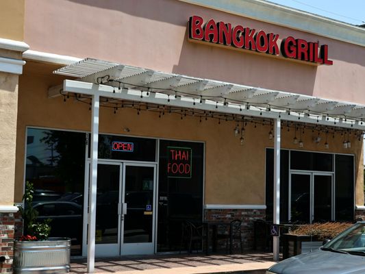 Bangkok Grill by null