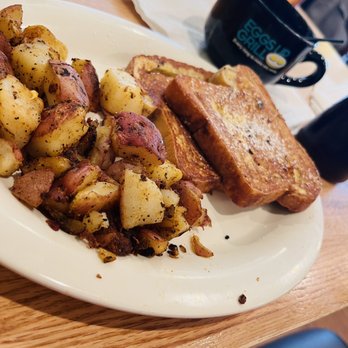 Eggs Up Grill - Slices, Strips & Spuds - Breakfast & Brunch Near Me - Ladson, South Carolina