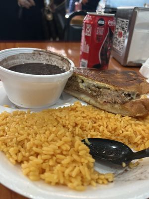 Mami's La Cubana by null
