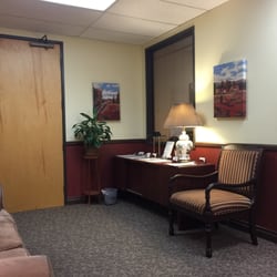 WELCH MARK D O - Waiting room