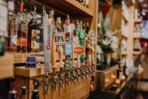 Duke's Seafood by null